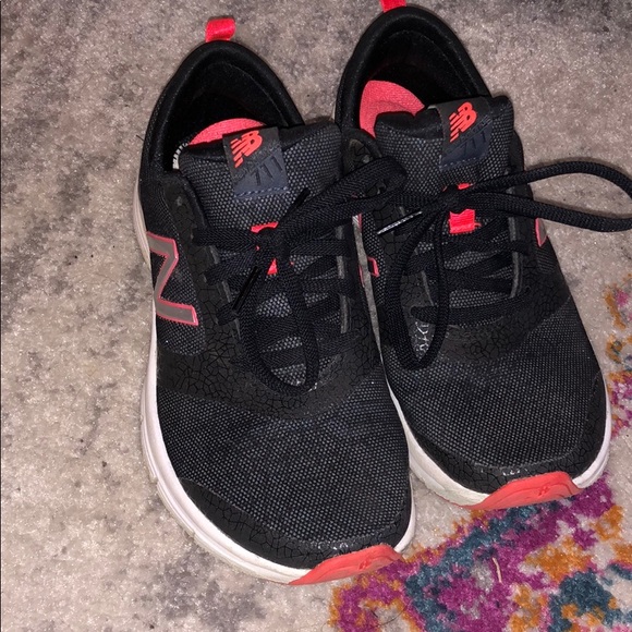 New balance 711 - Picture 2 of 3